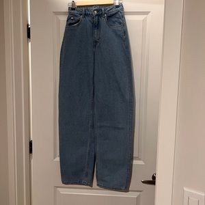 H&M baggy mom jeans
